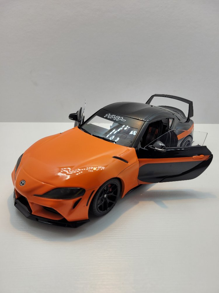 Solido 1:18 Toyota GR Supra – Detaylı Diecast Koleksiyon Modeli