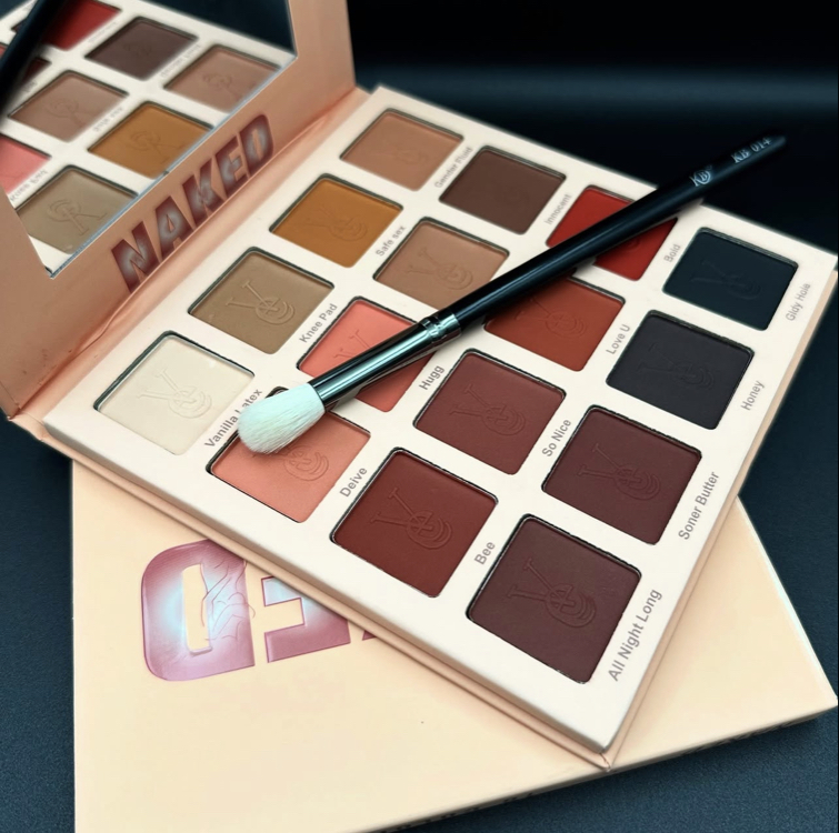 Vee Eyeahadow Palette 
