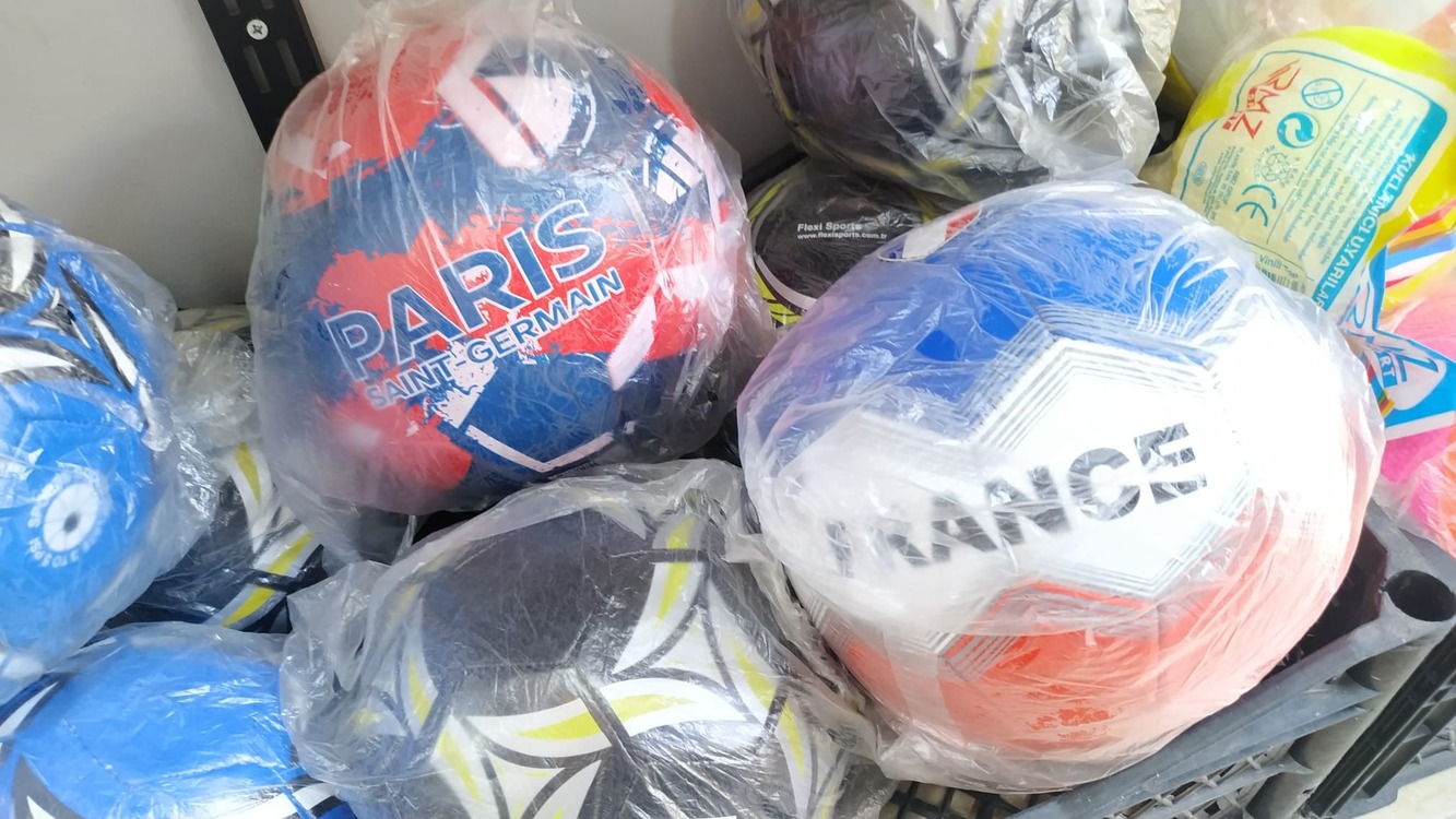 UCUZ FUTBOL TOPLARI