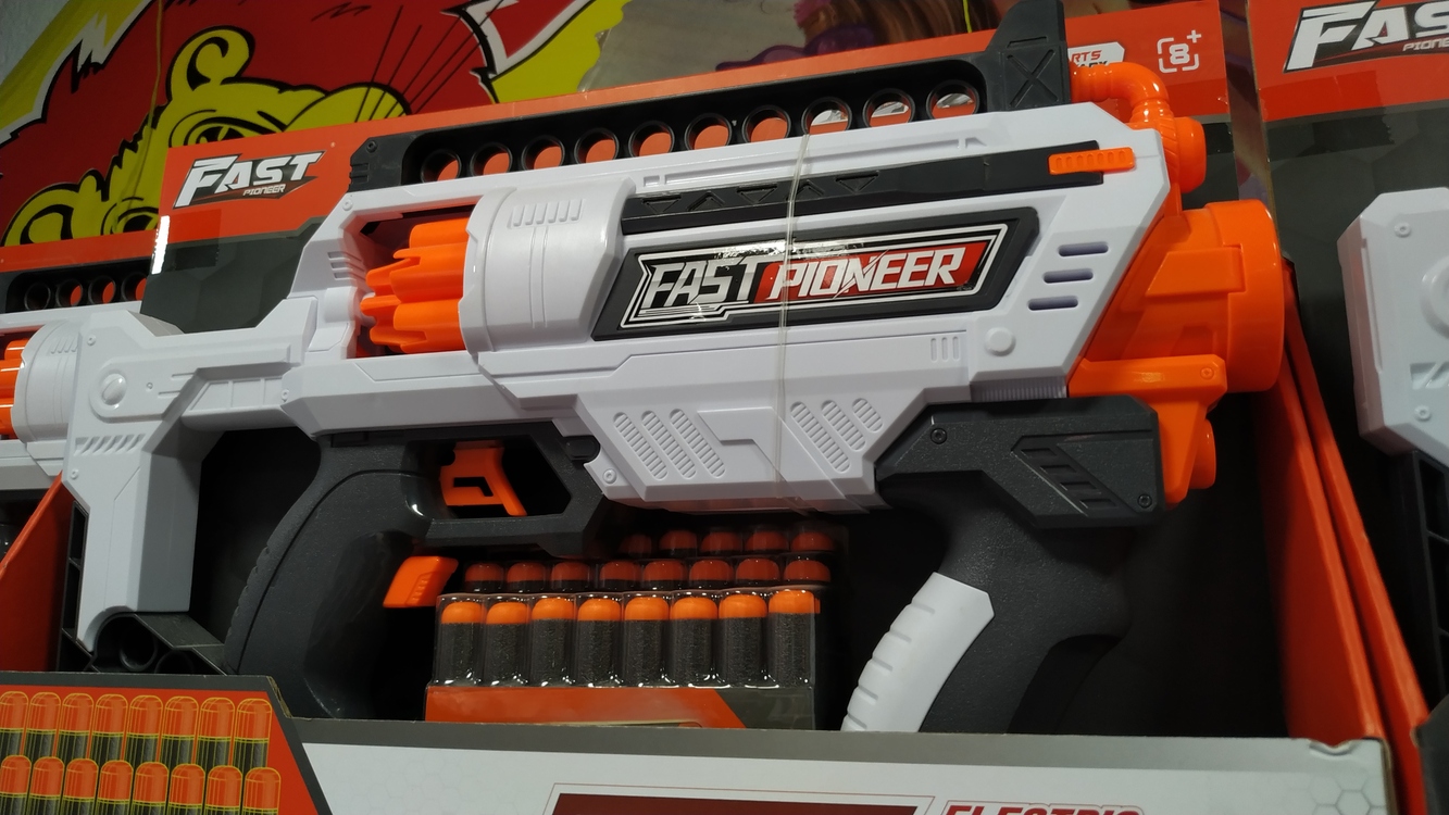NERF OTOMATİK SÜNGER ATAN TABANCA PİLLİ SERİ ATIŞ 25 MERMİ