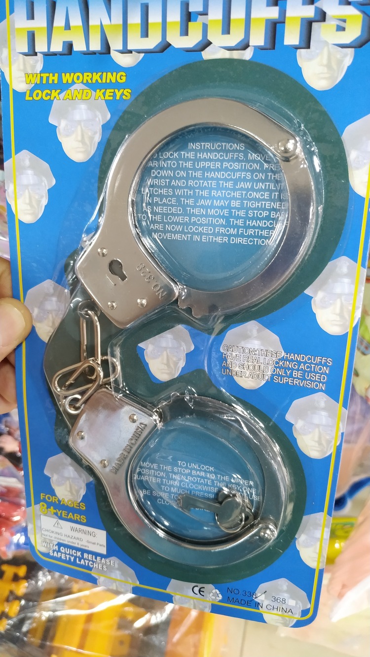 METAL ANAHTARI KİLİTLİ KELEPÇE
