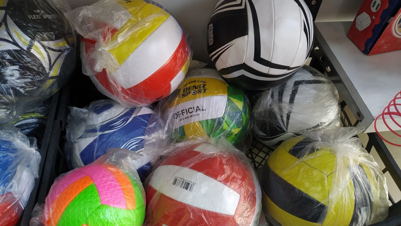 UYGUN EKONOMİK DİKİŞLİ VOLEYBOL TOPLARI