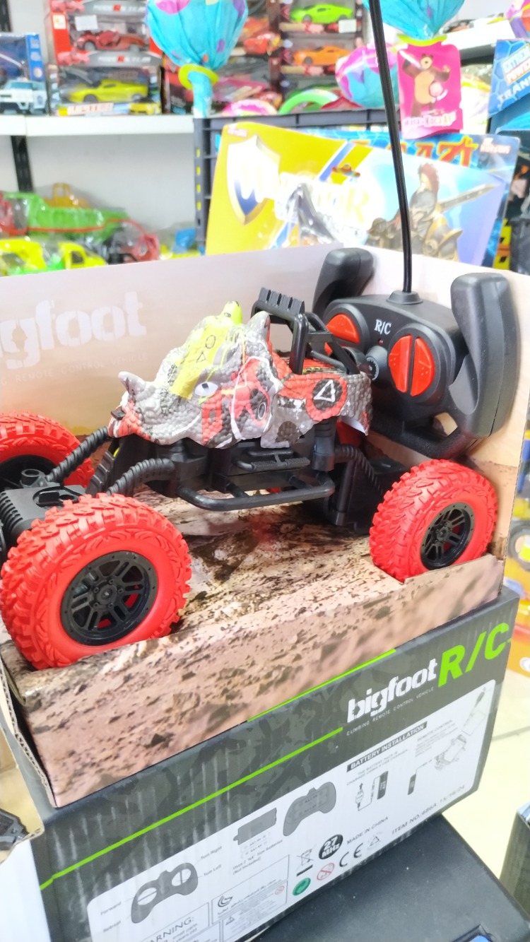 MONSTER CANAVAR KUMANDALI JEEP