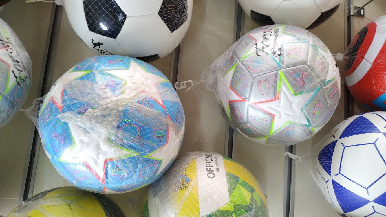 KALİTELİ FUTBOL TOPLARI