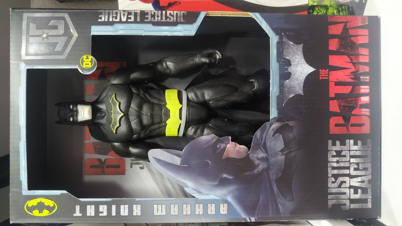 SESLİ 30 CM BATMAN KARAKTER