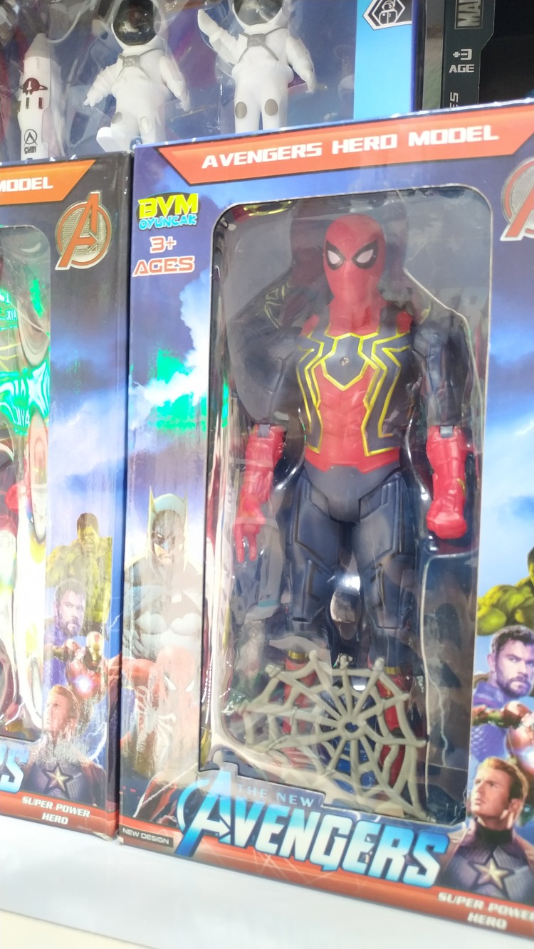 TEKLİ KUTULU KAHRAMAN SPIDERMAN HULK BATMAN