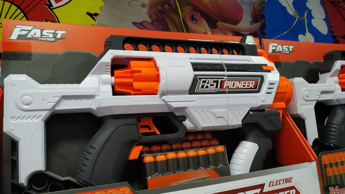 NERF OTOMATİK SÜNGER ATAN TABANCA PİLLİ SERİ ATIŞ 25 MERMİ