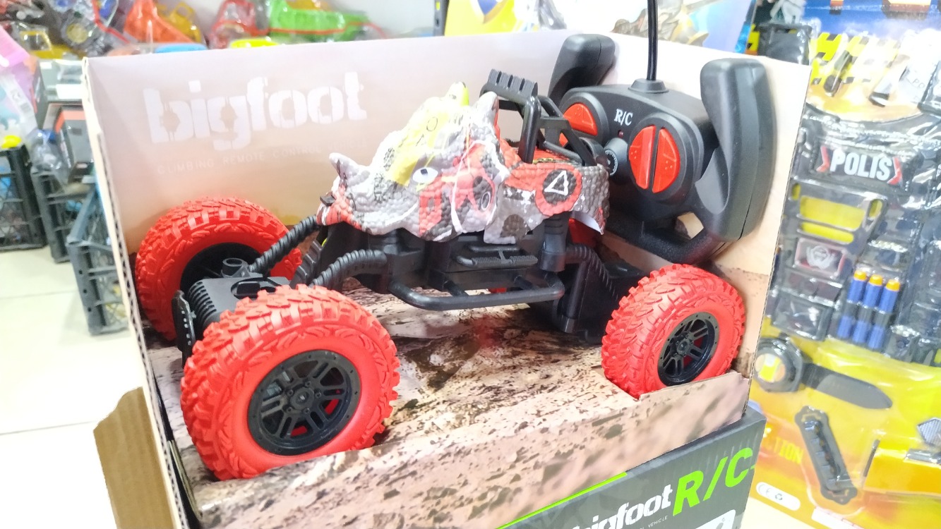 MONSTER CANAVAR KUMANDALI JEEP