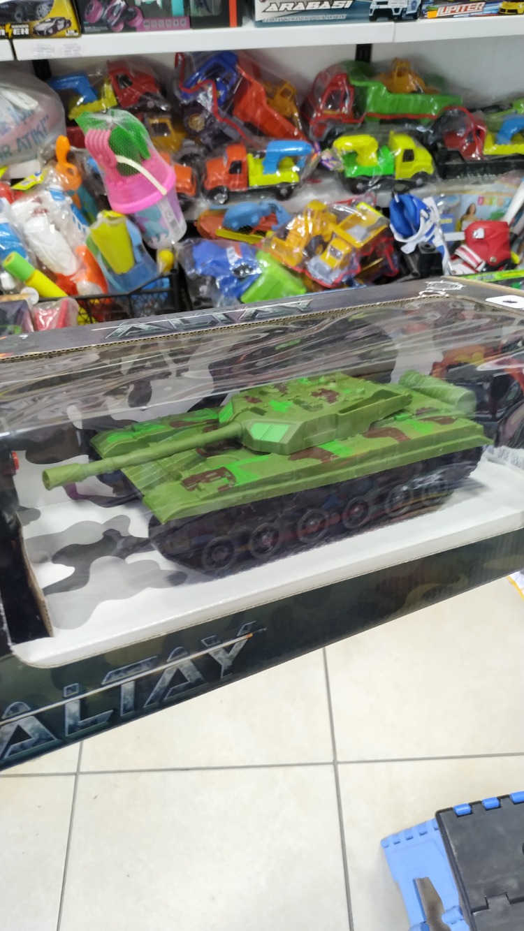 ASKERİ YEŞİL 2 FN UZ.KUMANDALI ALTAY TANK