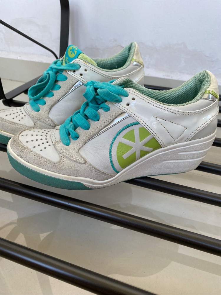 steve madden futuristic lime sneakers