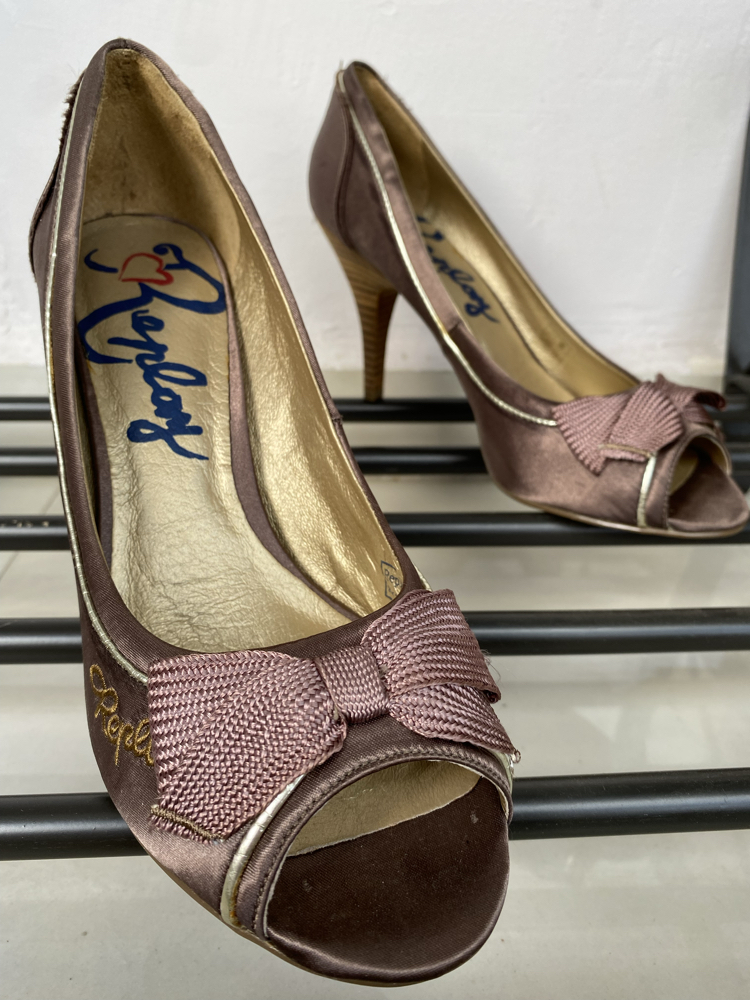 replay 2000s heels