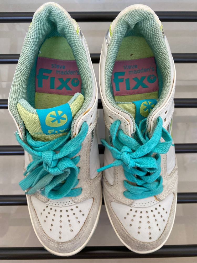steve madden futuristic lime sneakers