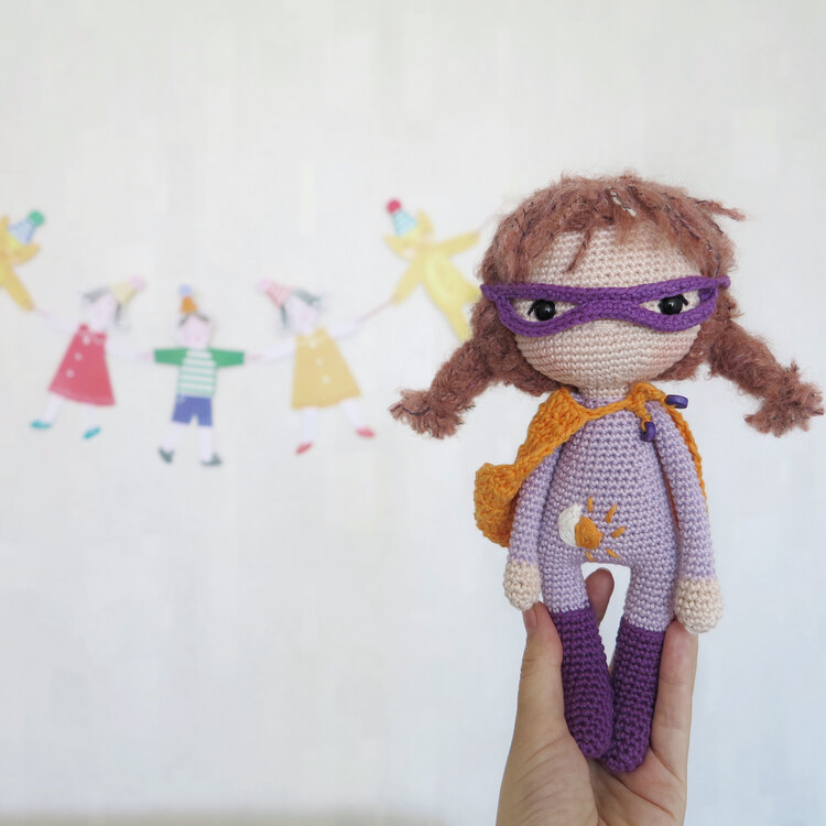 Süper Kahraman Amigurumi Tarif
