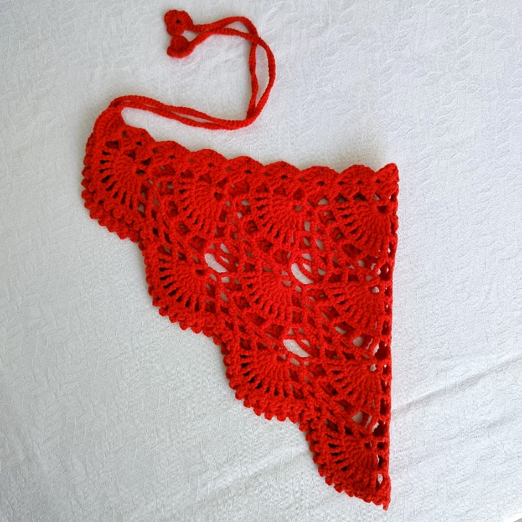 Kanatlı Kırmızı Örme Bandana