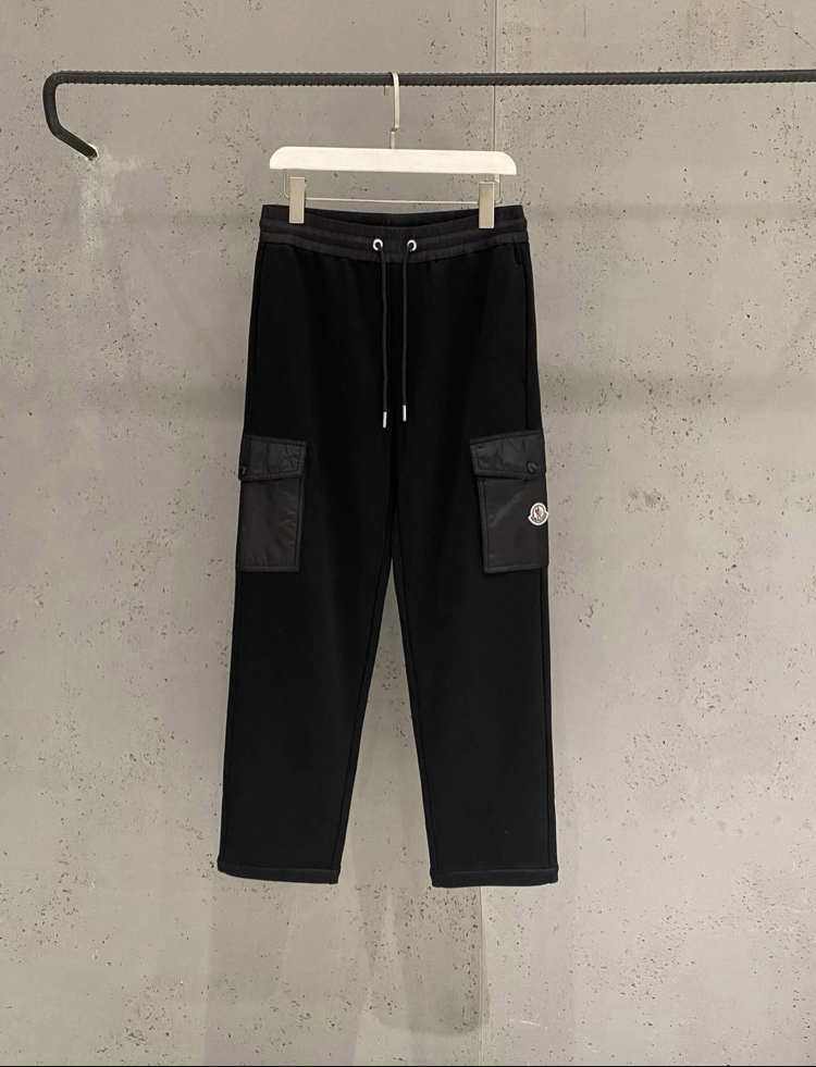 Moncler eşofman