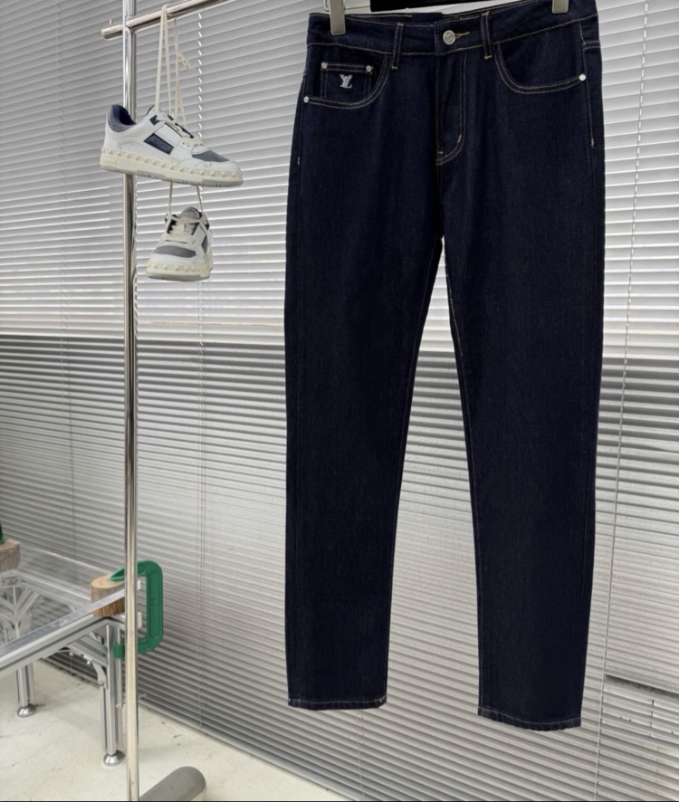Louıs Vuıtton Straight Leg Jeans