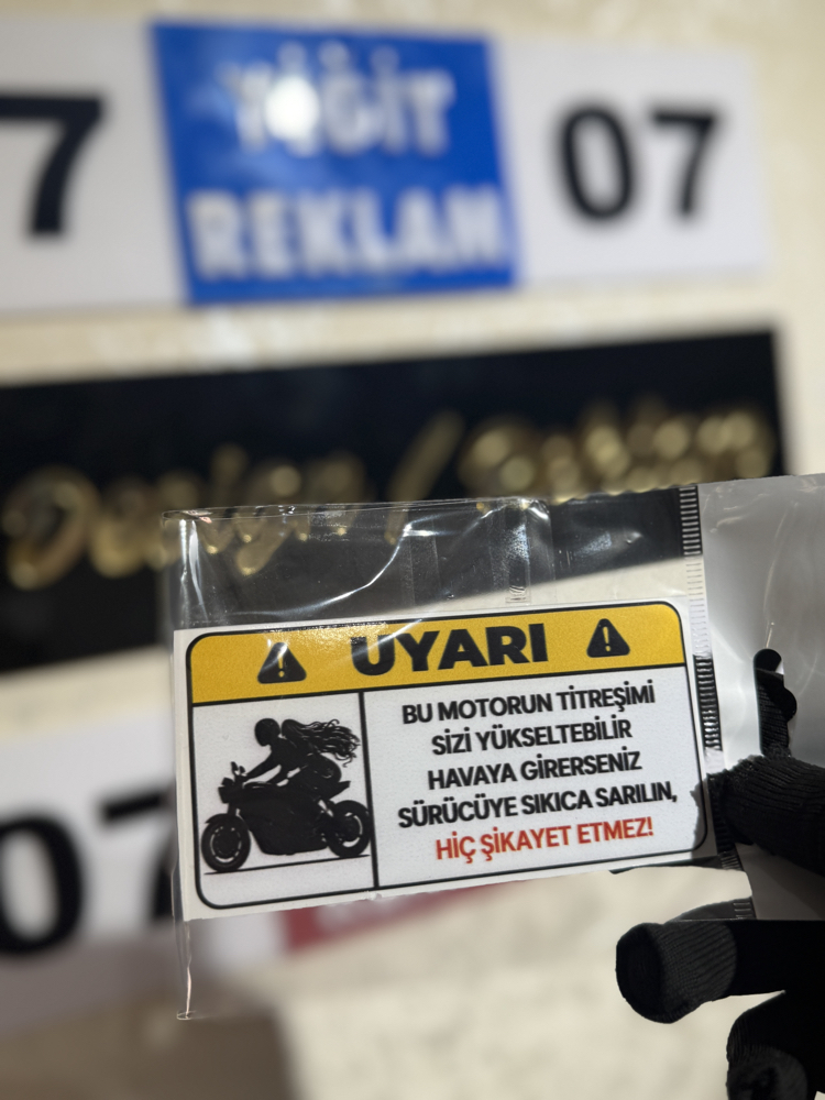 Uyarı sticker 6