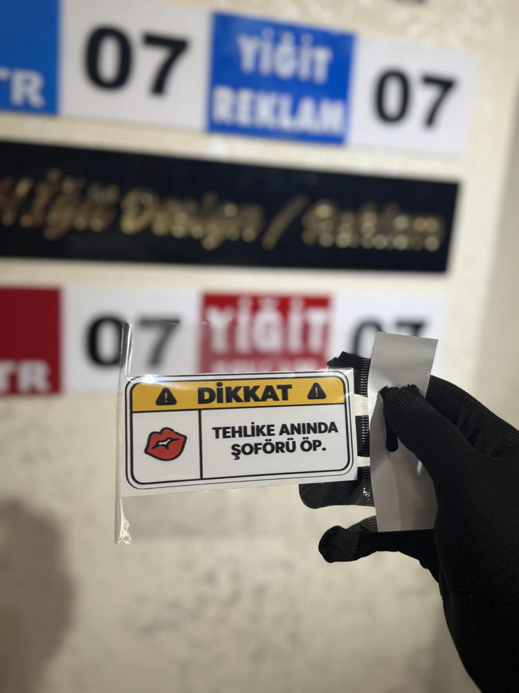 Uyarı sticker 12