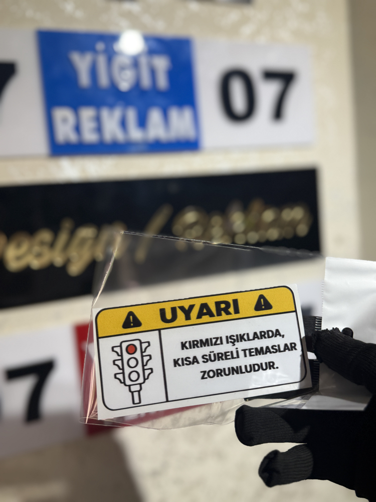 Uyarı sticker 8