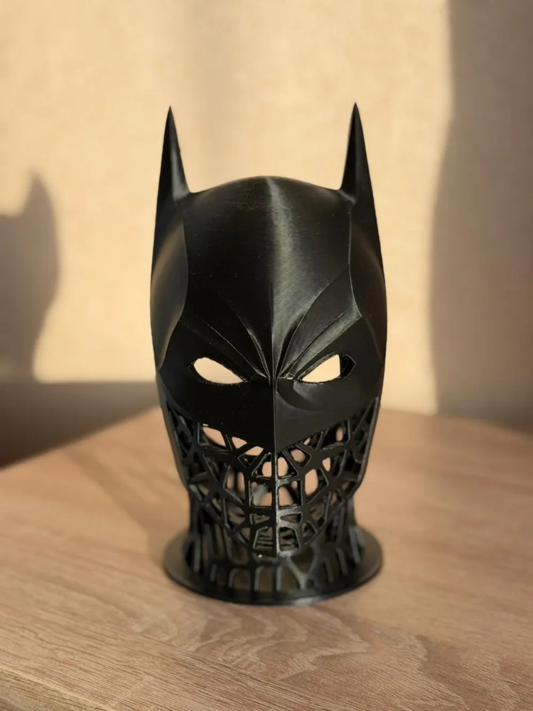 Batman Tasarımlı Masaüstü Kulaklık Standı