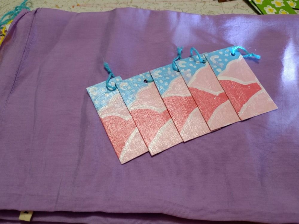 Pembe Bulutlu Kitap Ayracı