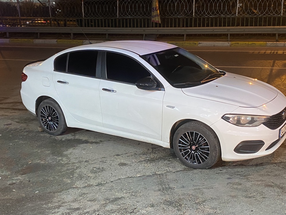 15 ınc EGEA URBAN JANT KAPAĞI