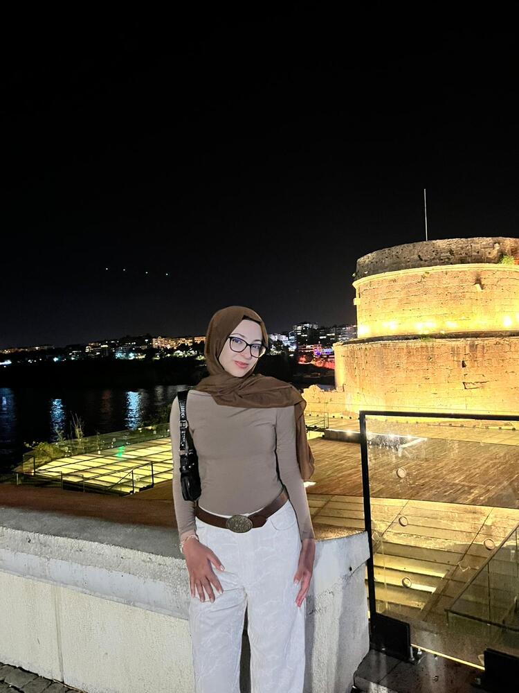Ayşe Zaloğlu / Sayısal 7472 
