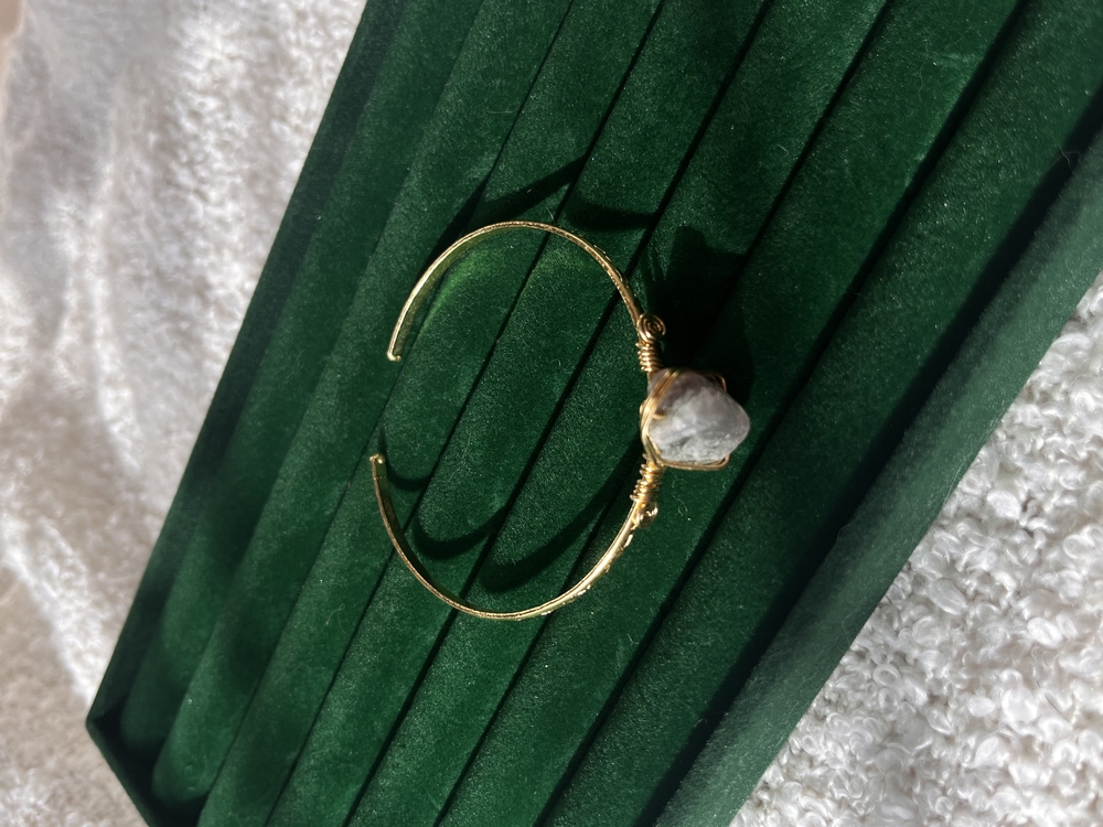 Gold Vintage