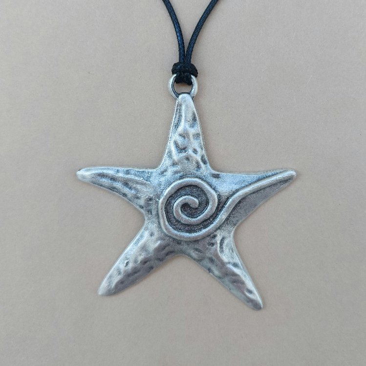 Gümüş Yıldız Spiral Kolye