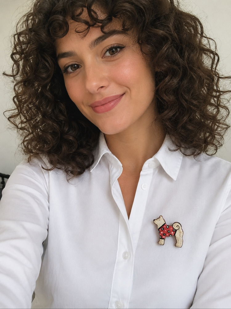KIRMIZILI AKİTA BROŞ