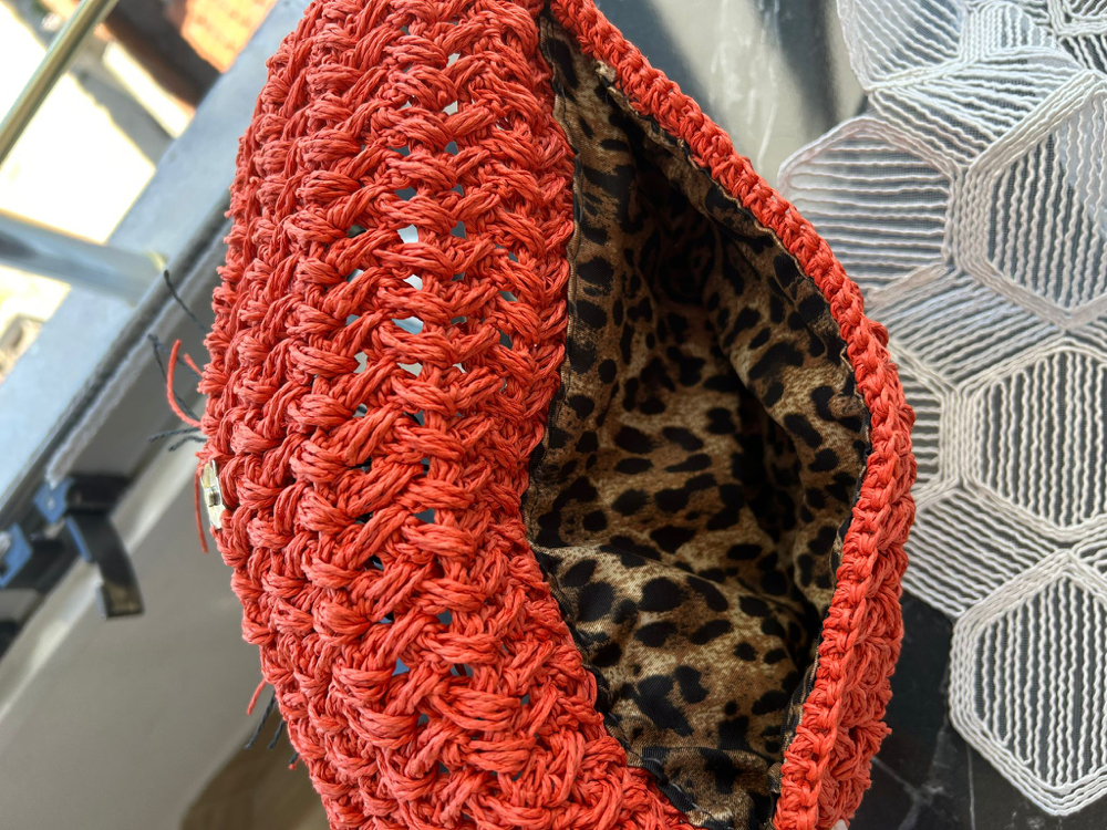 Çiçek Tokalı Clutch Çanta - Narçiçeği