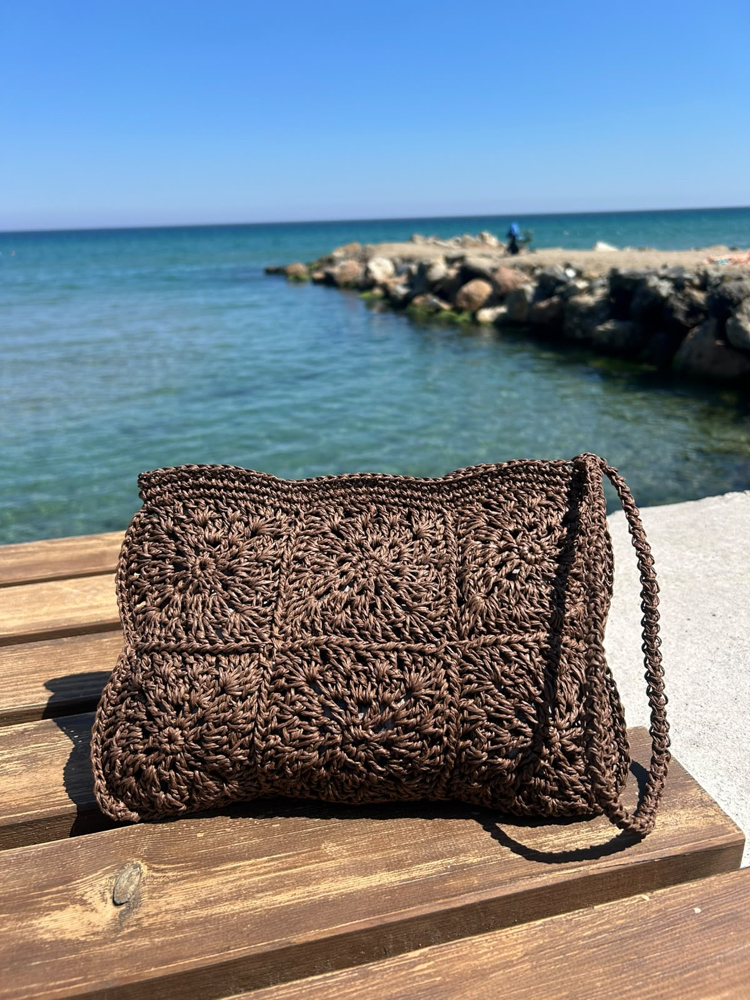 Cacao Clutch
