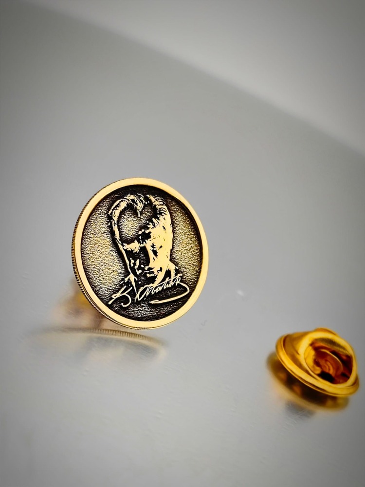 Atatürk İmzalı Yaka Rozeti