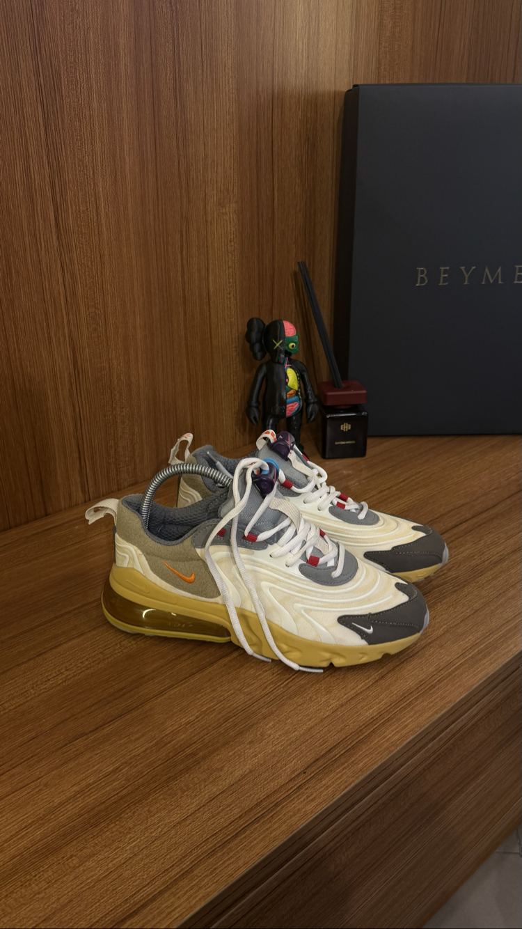 Nike Air React Sarı