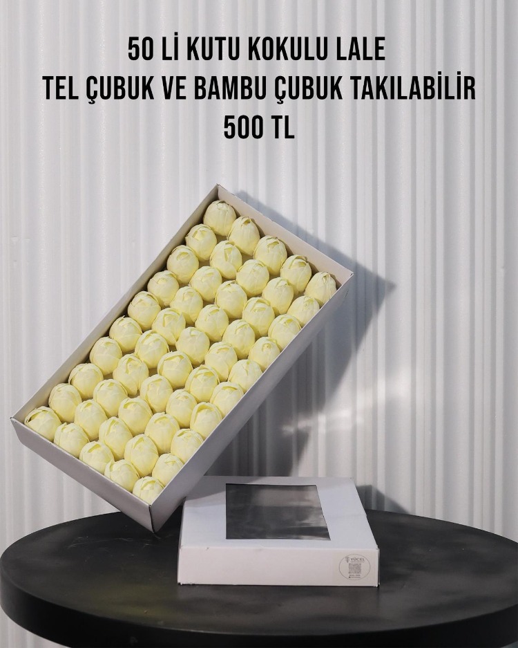 ISLAK DOKULU KOKULU YAPAY LALELER