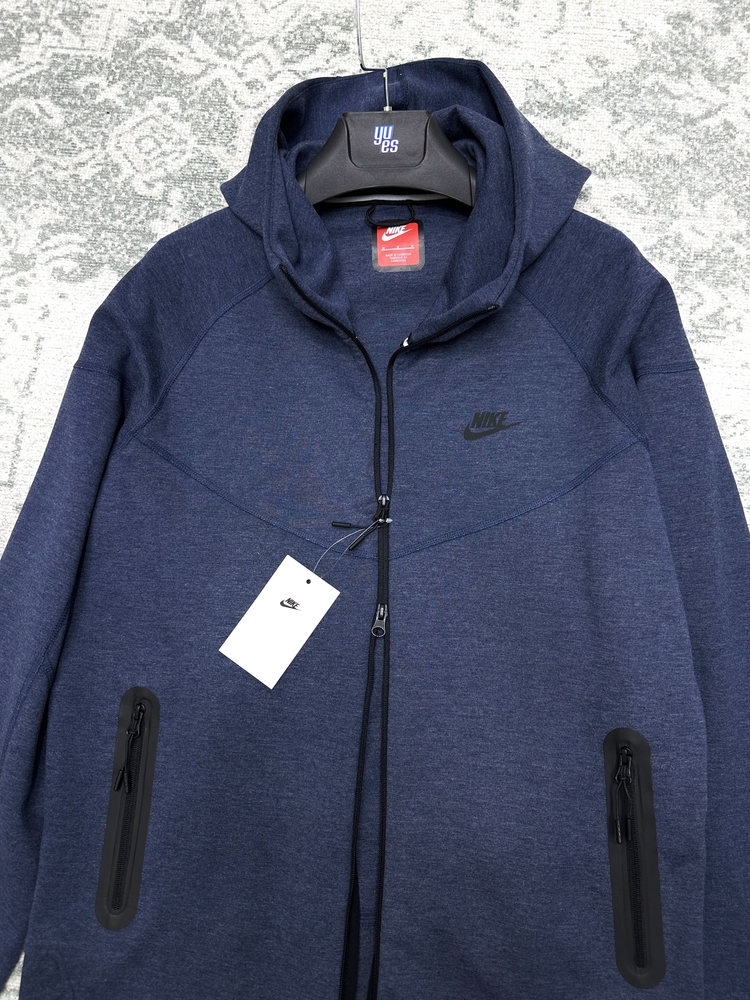 Premium Nike Tech Fleece Windrunner Full-Zip Hoodie