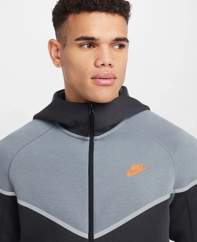Nike Tech Fleece Reflective Essentials+ Hoodie - Anthracite/Safety/Orange