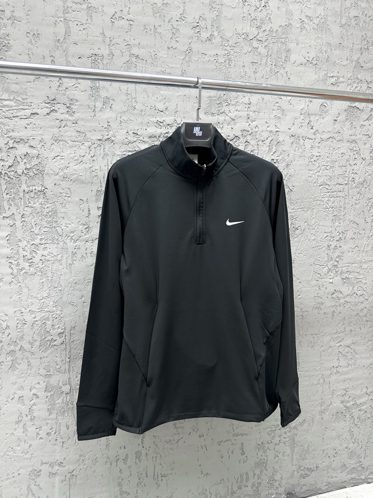 Nike Dri-FIT Half-Zip Sweatshirt