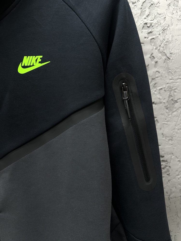 Premium Nike Tech Fleece Full-Zip Hoodie [HV0949-015]