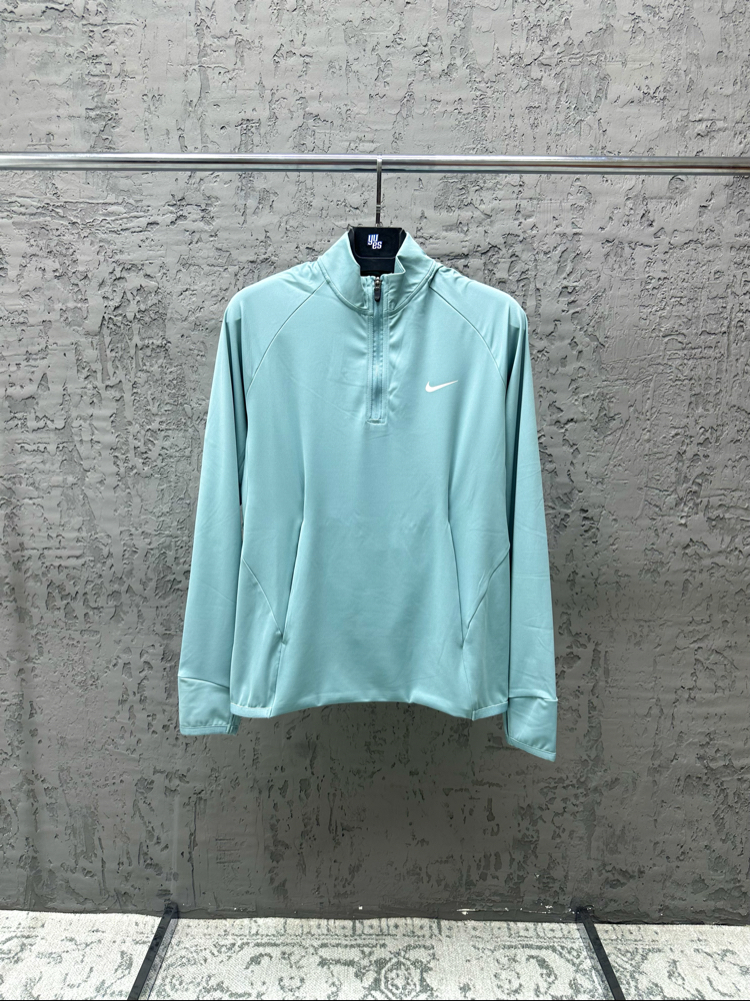 Nike Dri-FIT Half-Zip Sweatshirt