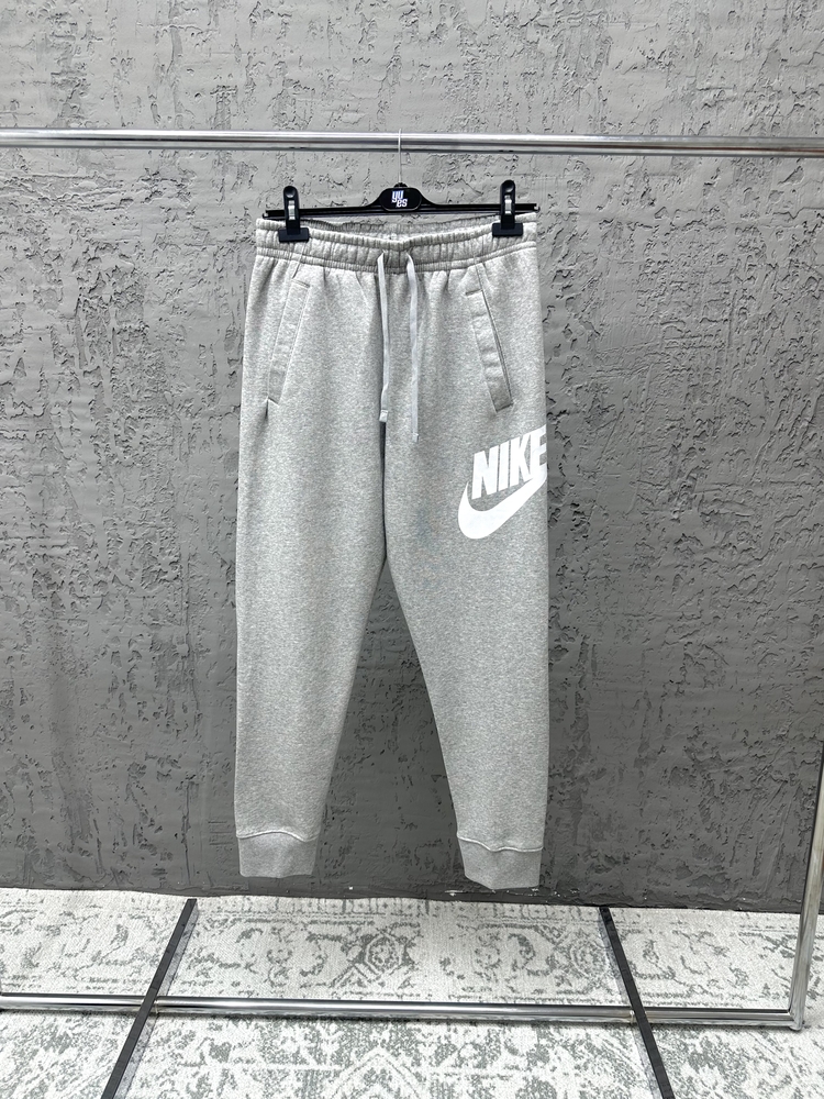Nike Club Fleece Futura Graphic Eşofman Altı [FD2995-063]