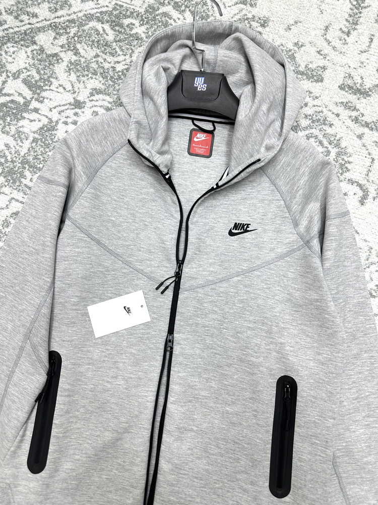 Premium Nike Tech Fleece Windrunner Full-Zip Hoodie