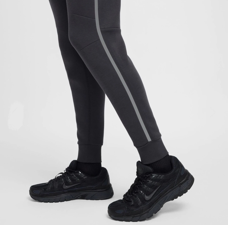 Nike Tech Fleece Reflective Essentials+ Jogger - Anthracite/Safety/Orange
