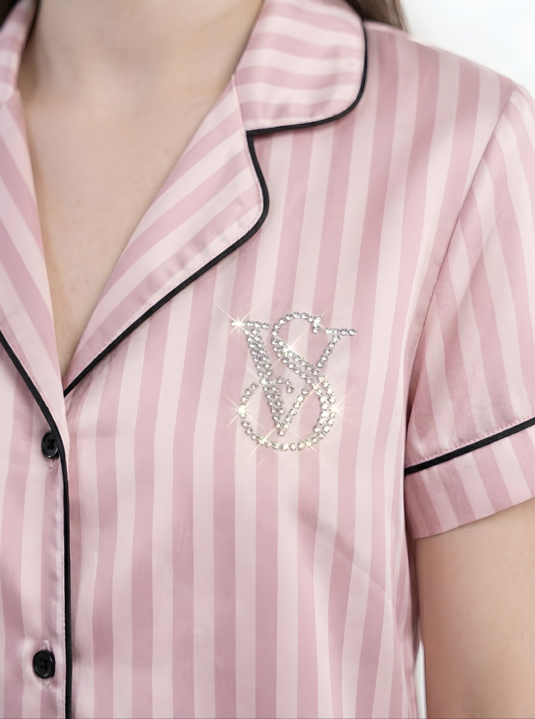 Victoria’s Secret Pembe İkonik Pijama Takımı