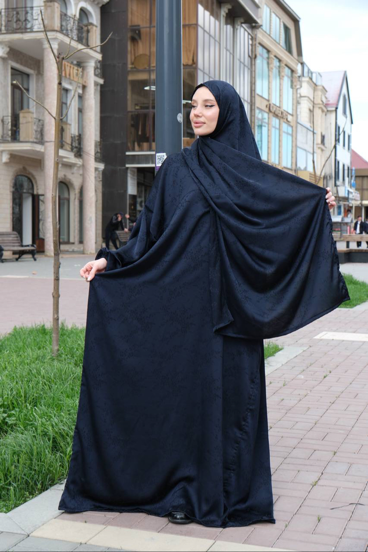 Sakura İpek Takım 