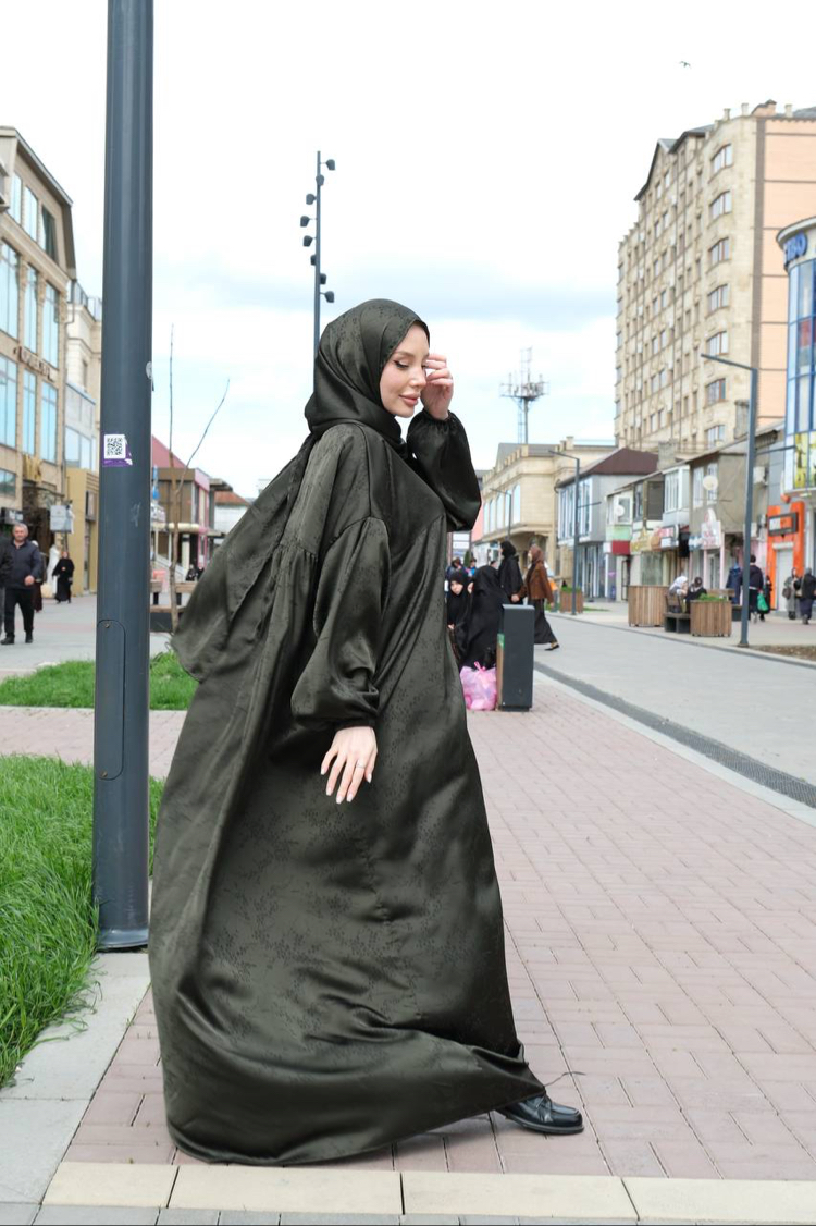 Sakura İpek Takım
