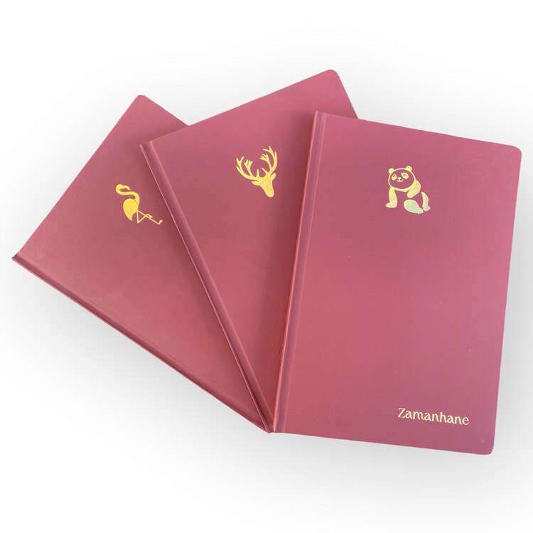 Hayvan figürlü noktalı defter