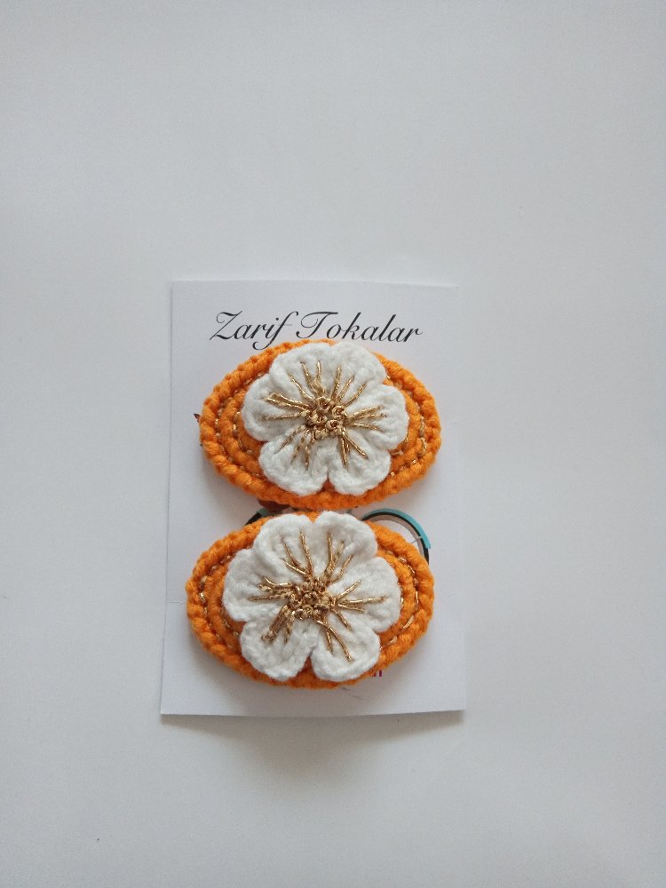 İşlemeli Papatya Toka