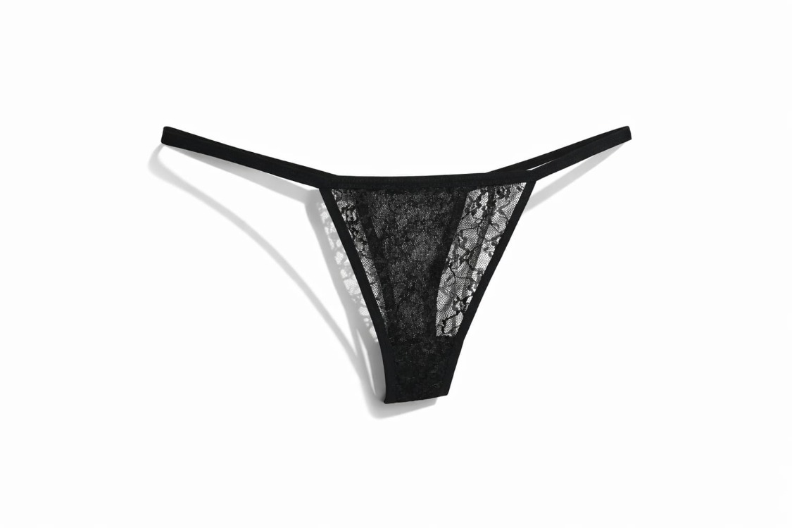 ZARVIA Dantel İşlemeli Şık Feminen Tanga Siyah