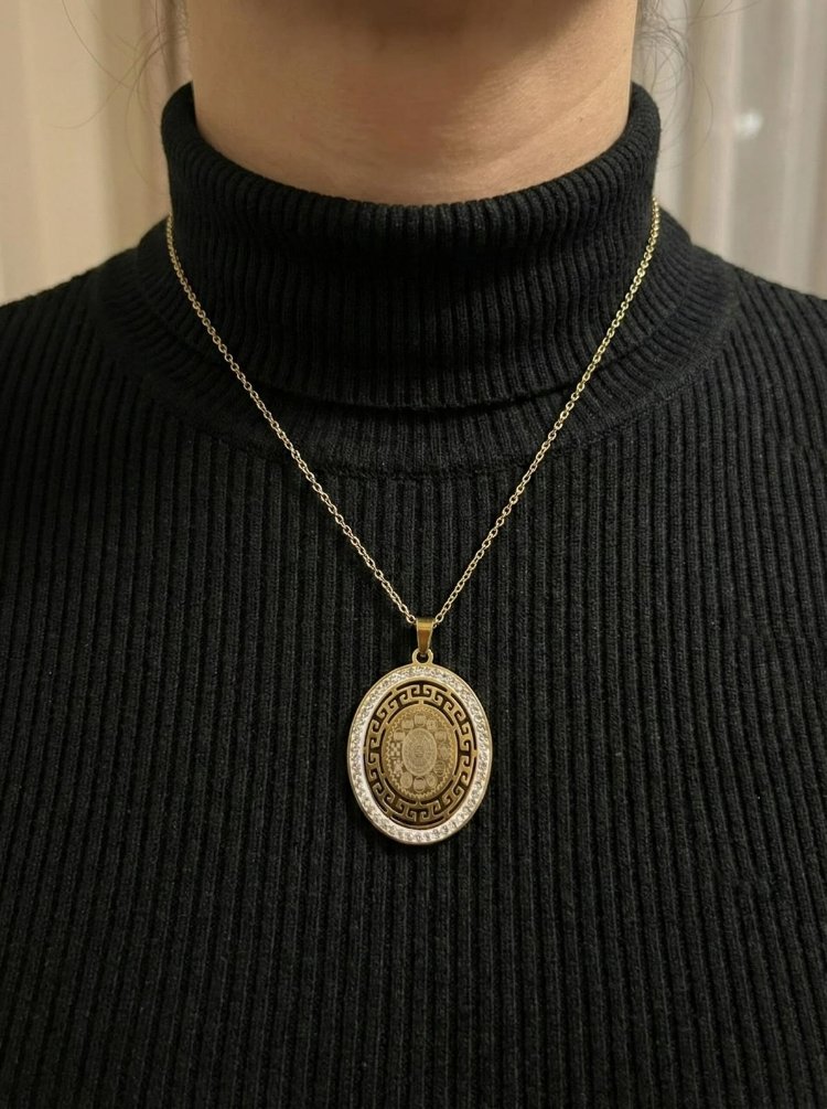 zatenoldu versace Oval